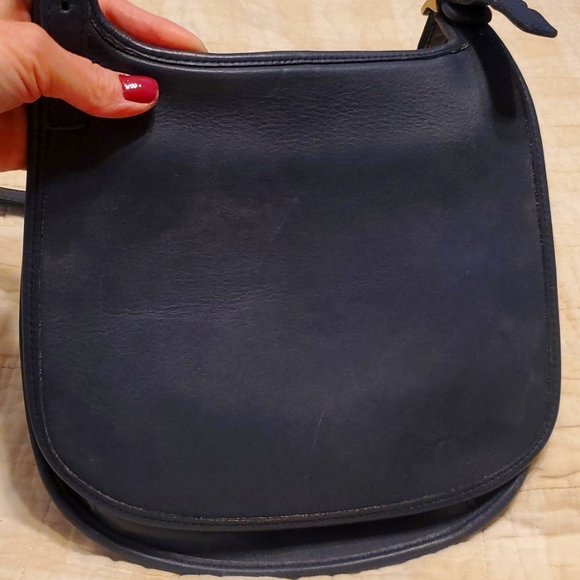 Coach Handbags - Vintage coach bag